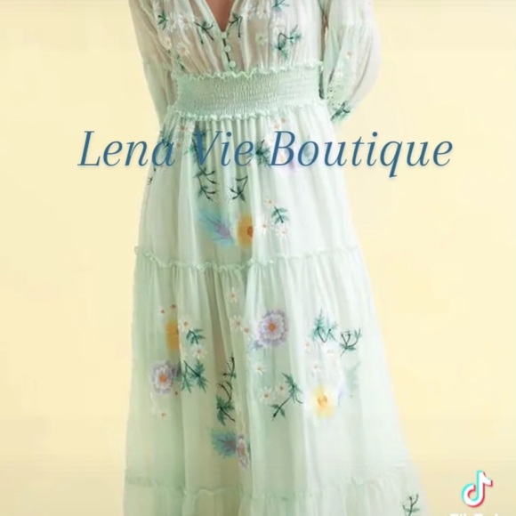 Summer Island Daisy Blooms Floral Embroidered Cotton Maxi Dress - Picture 6 of 14